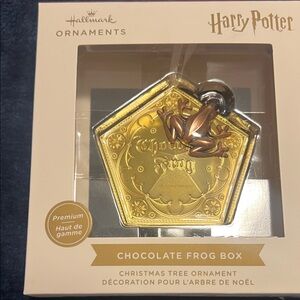 Hallmark Harry Potter Gold Chocolate Frog Ornament